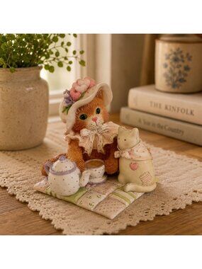 Calico Kittens Love Pours From My Heart Figurine 1994 Enesco Priscilla Hillman
